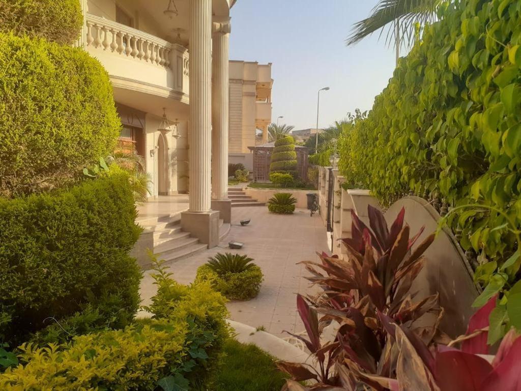 Super Luxurious Villa With Large Landscape Areas Cairo Exterior photo