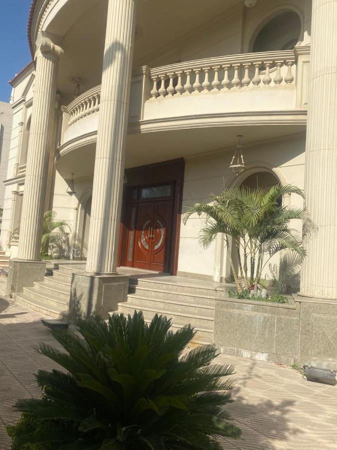 Super Luxurious Villa With Large Landscape Areas Cairo Exterior photo